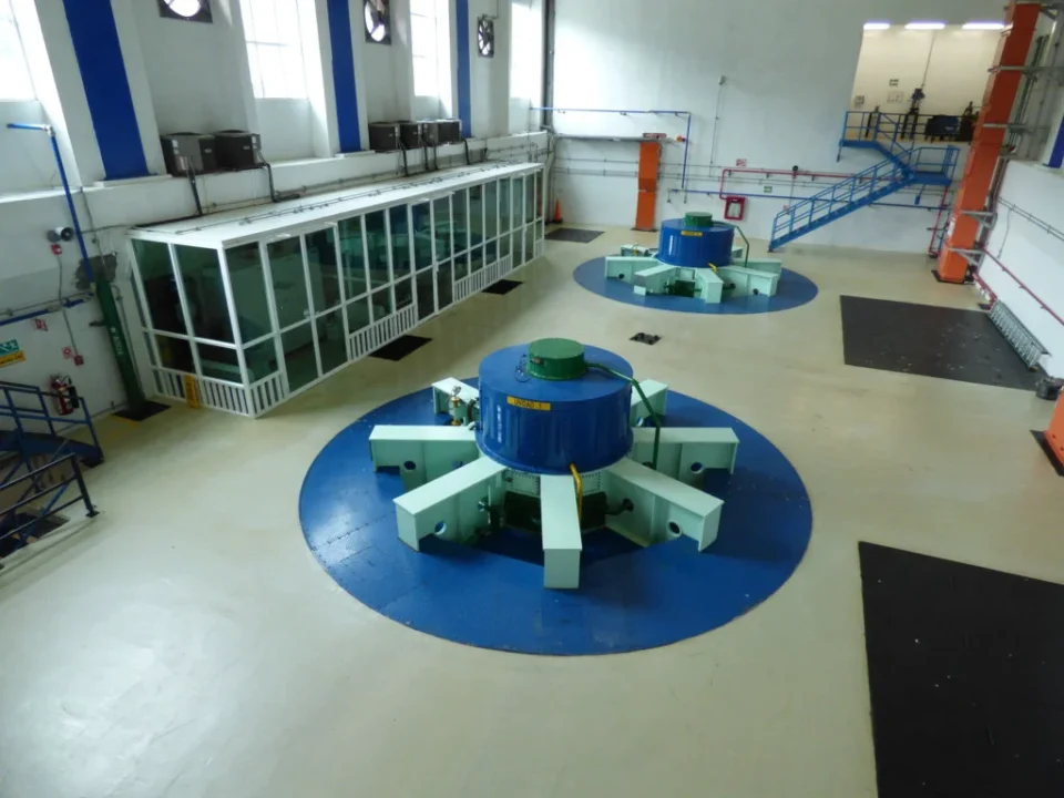 Centra hidroelectrica baitun-energolatina