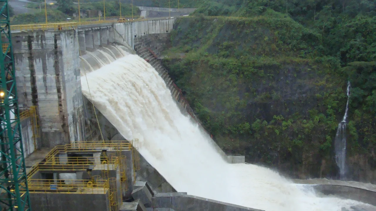 Proyecto Hidroeléctrico Baitun Energolatina-6
